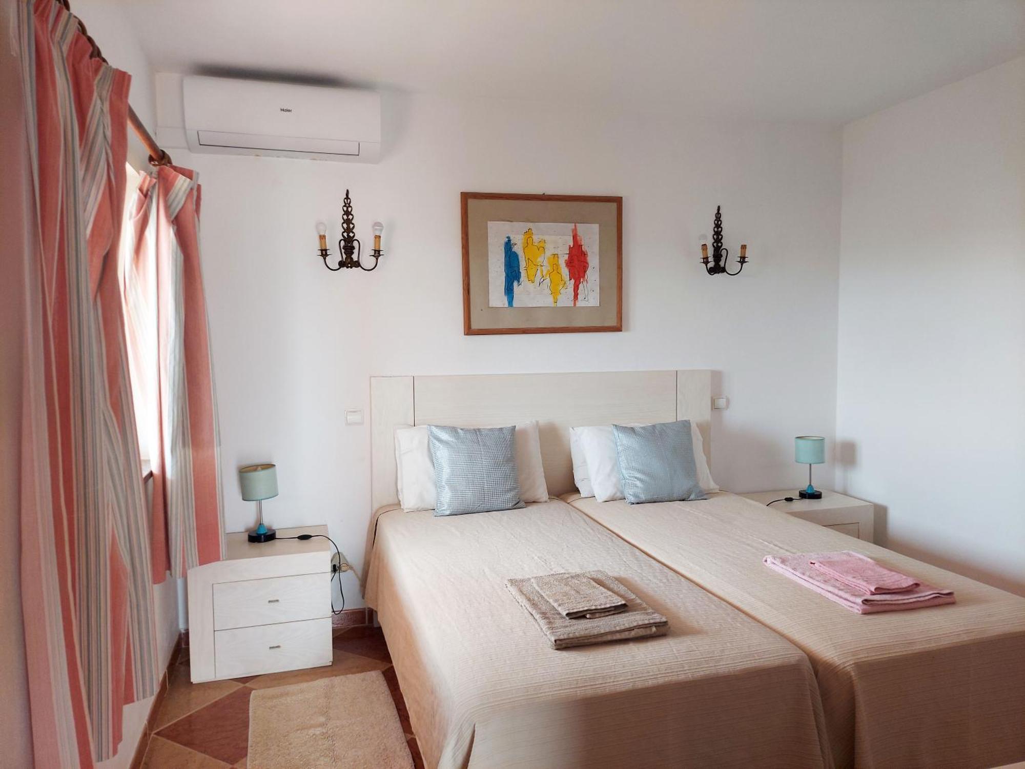 Vivenda Os Silvas Hotel Odiáxere Kamer foto
